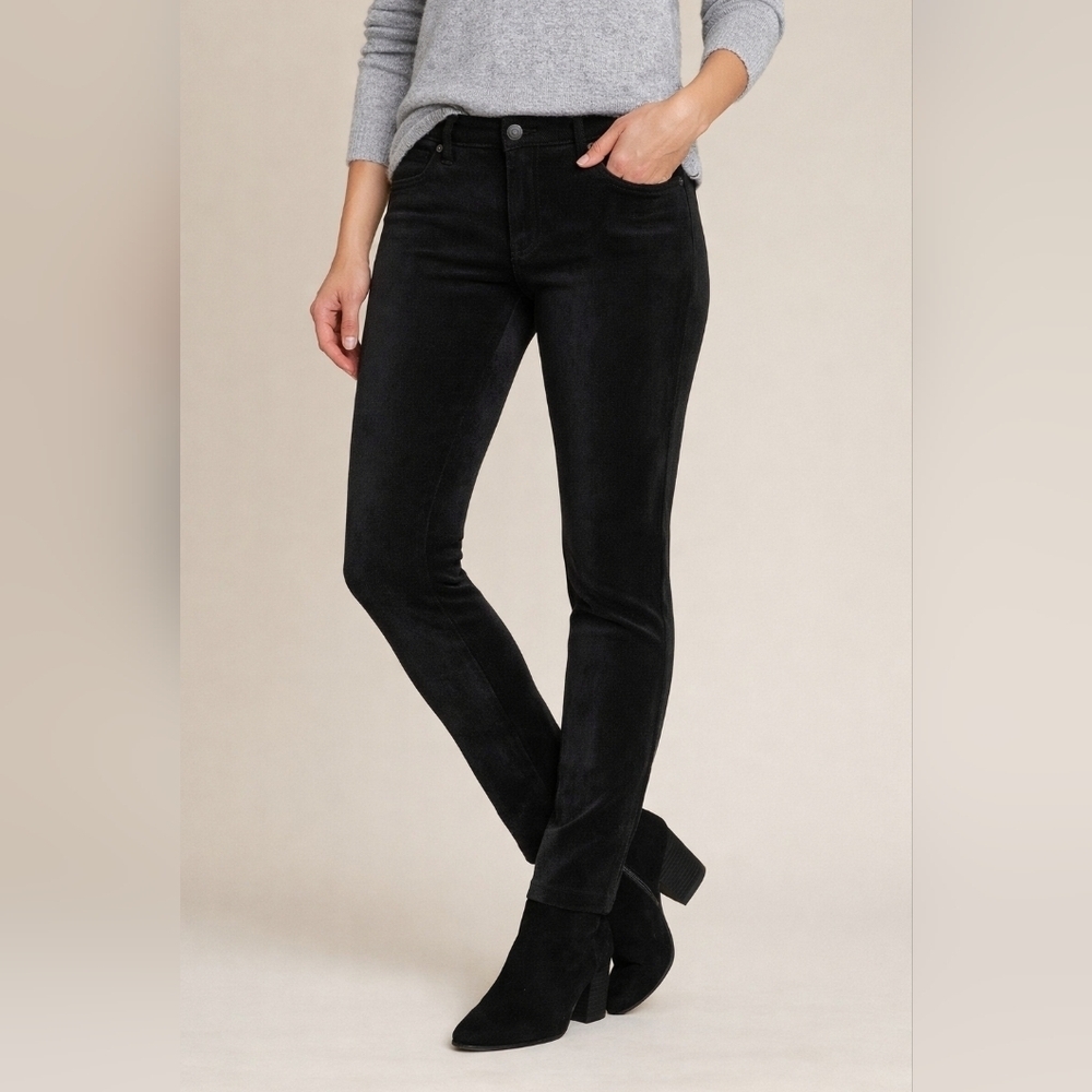 Level 99 Black Velveteen Skinny Pants Size 27 Stretch